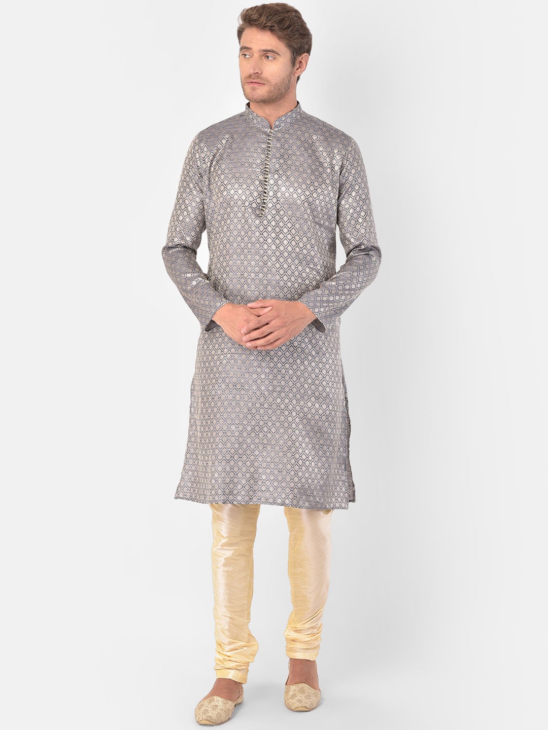 

DEYANN Men Grey Kurta and Trouser Set