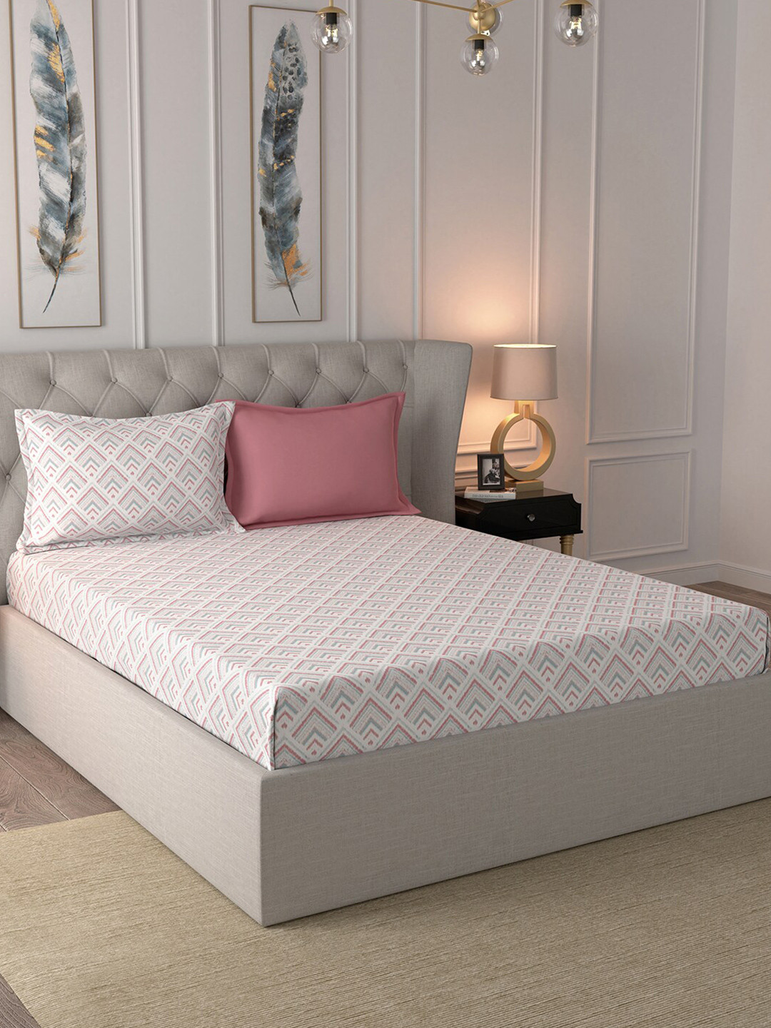 

In-House by maspar White & Pink Geometric 210 TC Cotton 1 King Bedsheet with 2 Pillow Covers