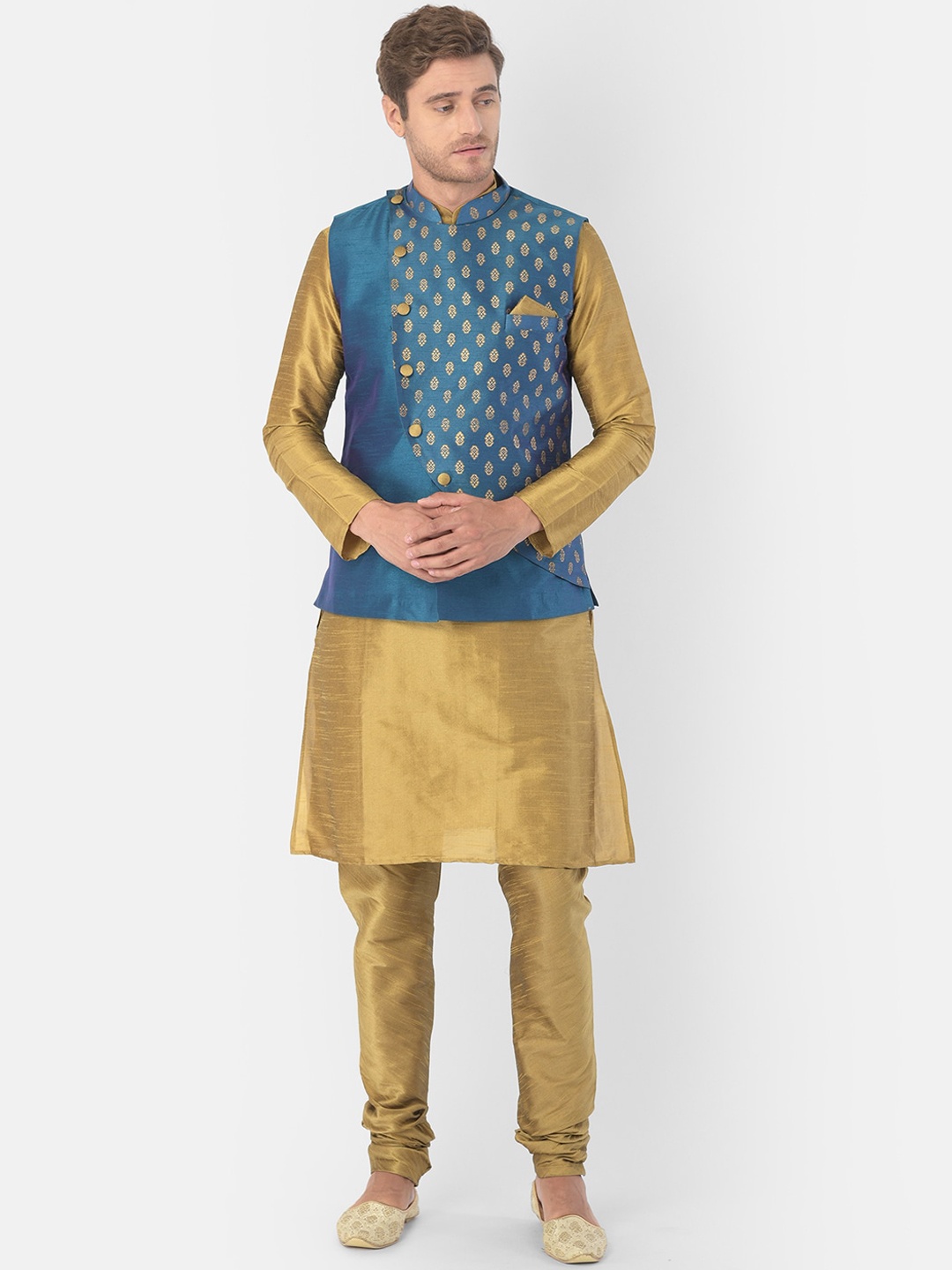 

DEYANN Men Gold-Toned & Blue Solid Kurta with Pyjamas