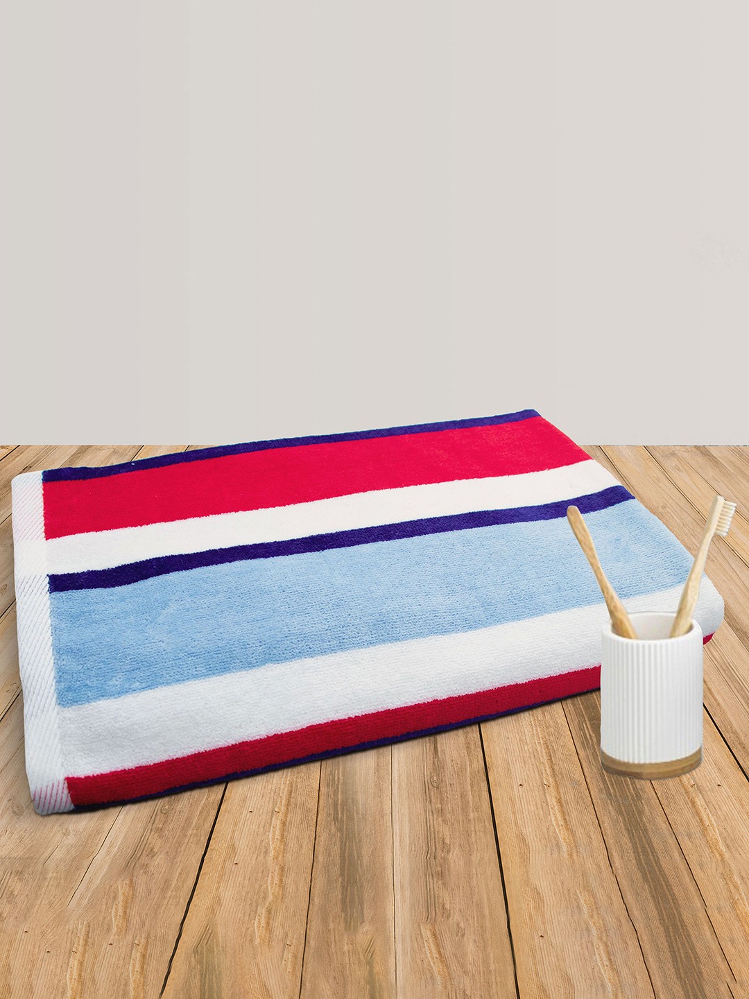 

St Cloud Red & White Striped 450 GSM 100% Cotton Bath Towel