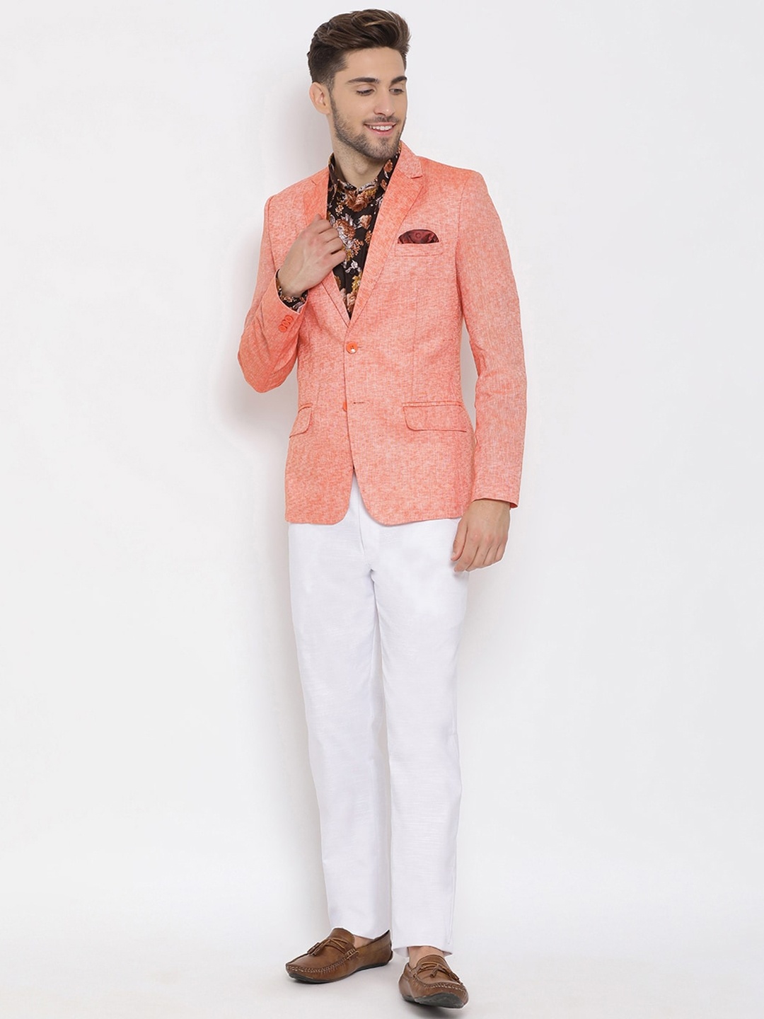 Hangup Men Coral & White Single-Breasted Three-Piece Casual Suit