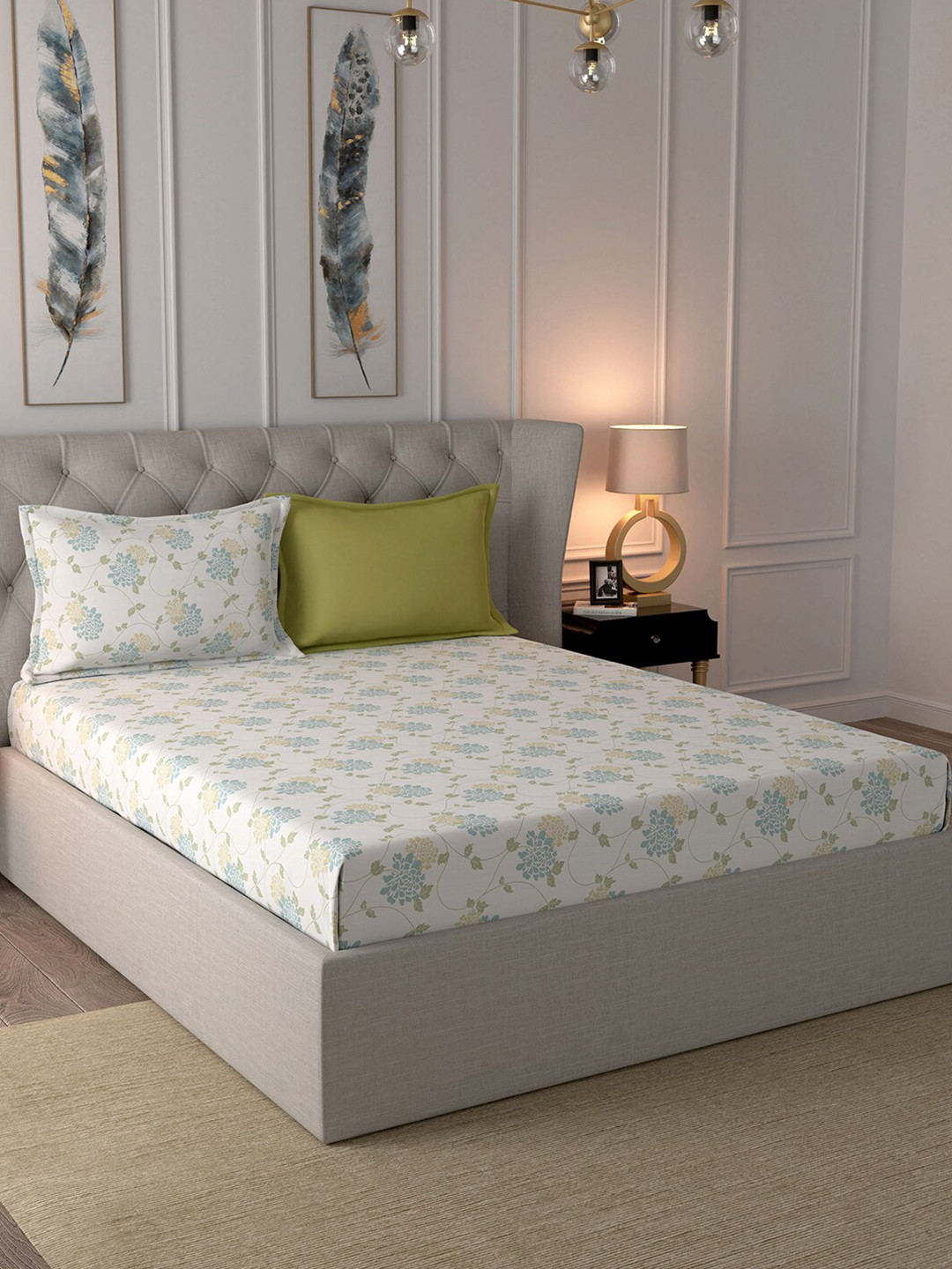 

In-House by maspar White & Blue Floral 210 TC Cotton 1 King Bedsheet with 2 Pillow Covers