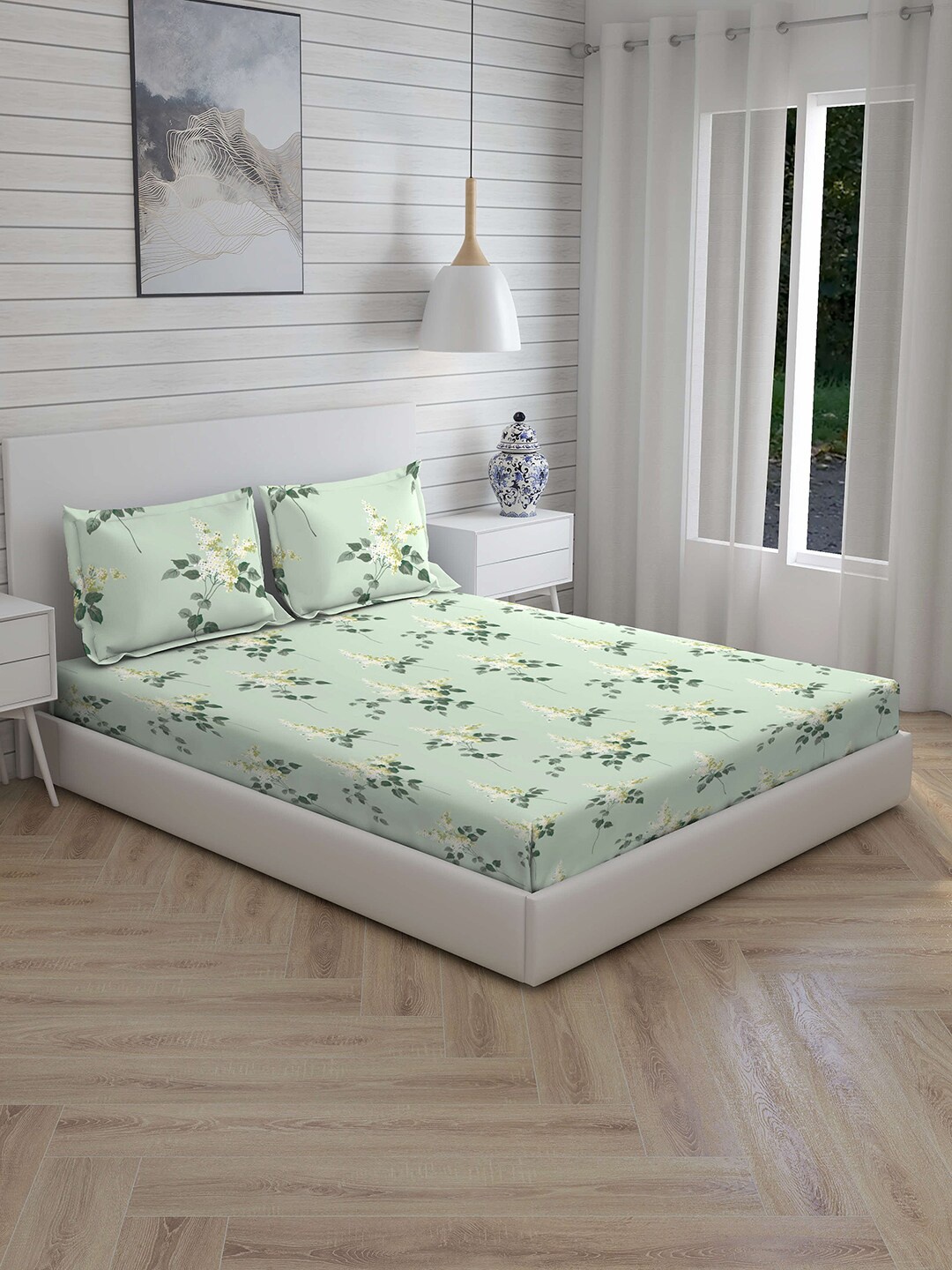 

Boutique Living India Green Floral 220 TC Cotton 1 King Bedsheet with 2 Pillow Covers