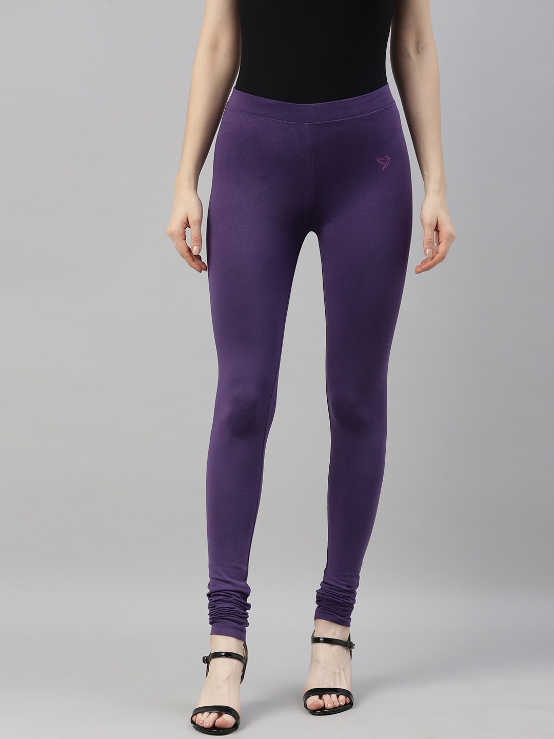 

TWIN BIRDS Women Purple Solid Churidar-Length Leggings