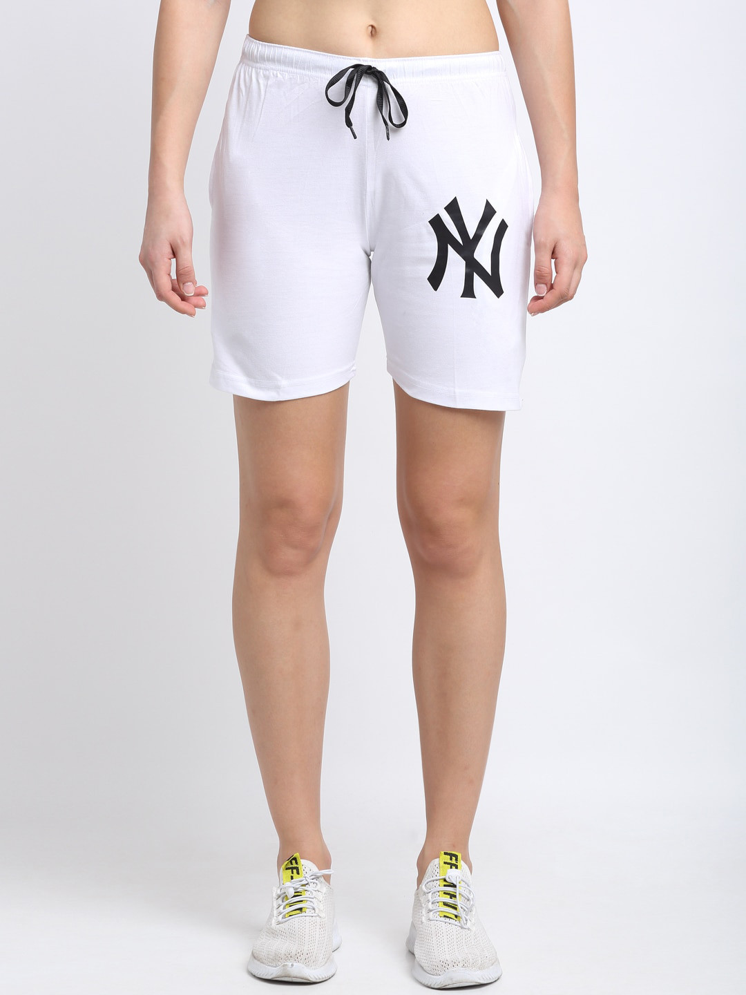 

VIMAL JONNEY Women White Printed Regular Shorts