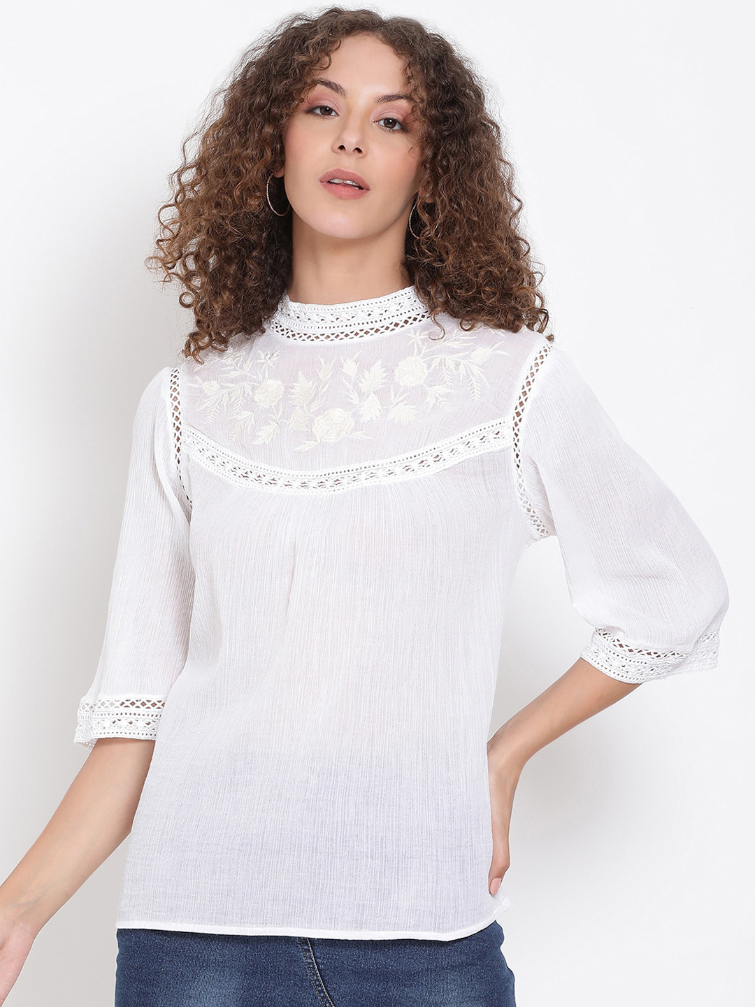 

Oxolloxo White Floral Embroidered A-Line Top