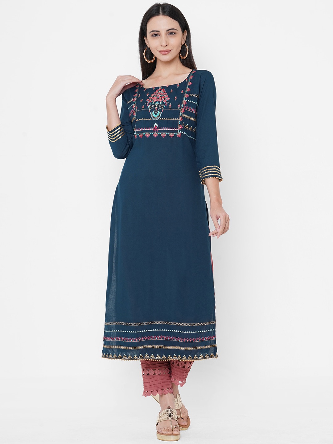 

FASHOR Women Teal Floral Yoke Design Thread Work Kurta