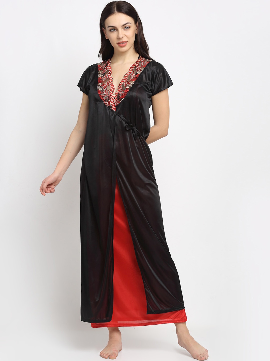 

Secret Wish Black & Red Solid Nightdress