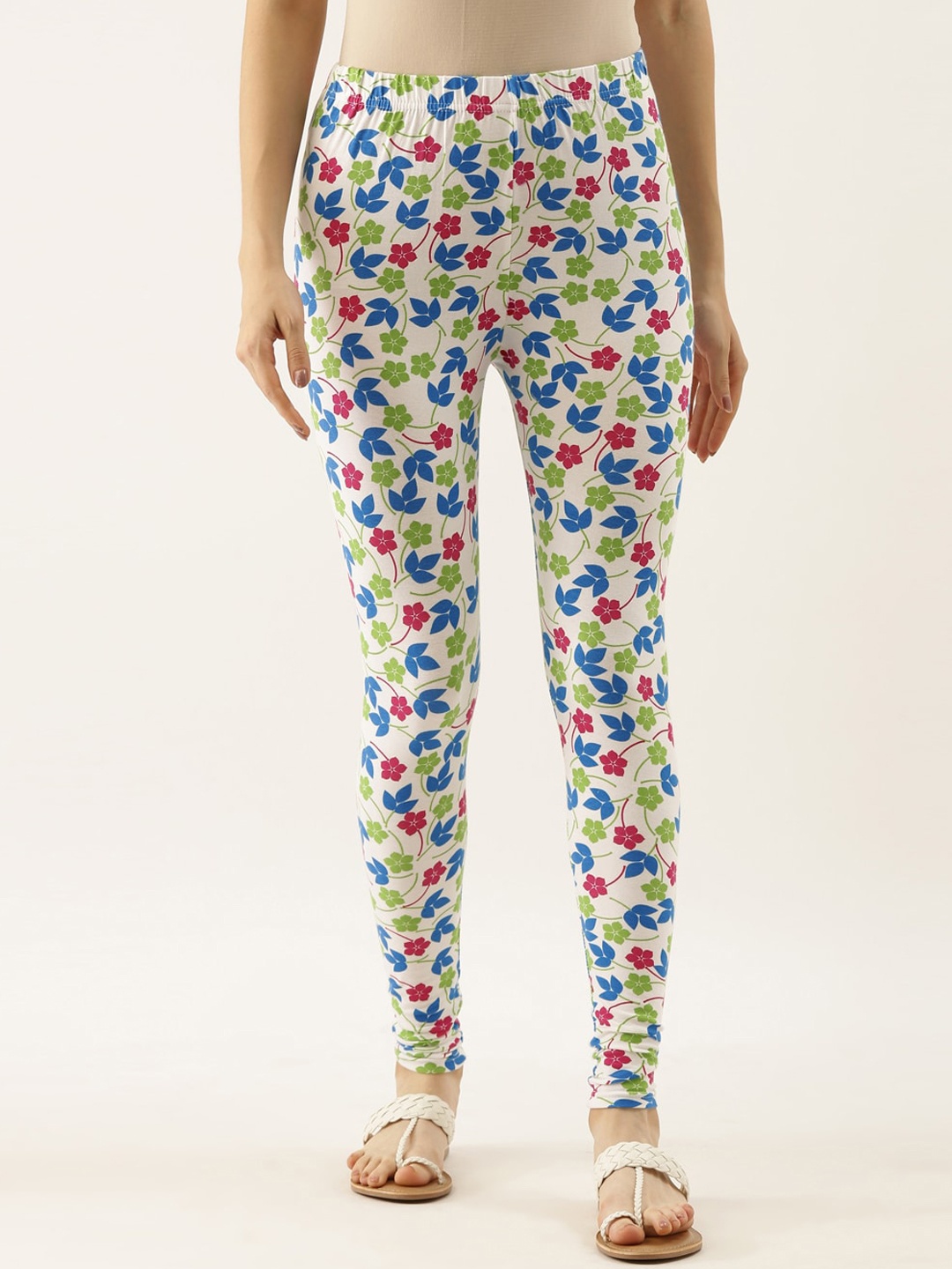 

Souchii Women White & Blue Printed Slim-Fit Ankle-Length Leggings