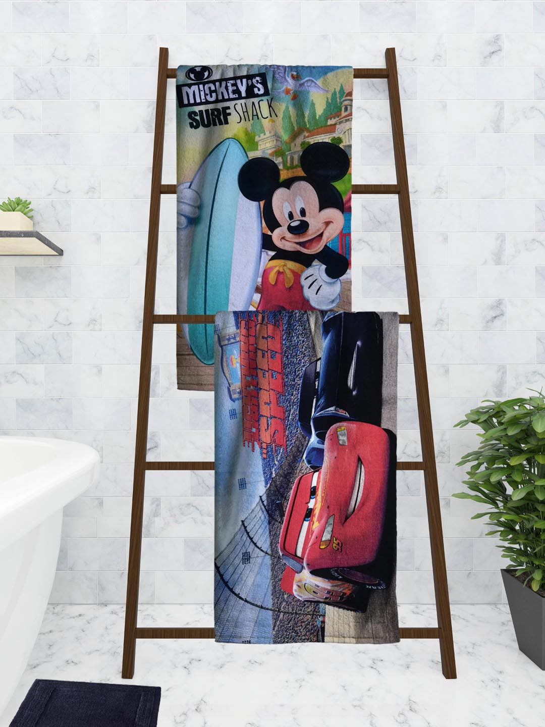 

Disney Kids Set Of 2 Blue & Red Printed 350 GSM Bath Towels