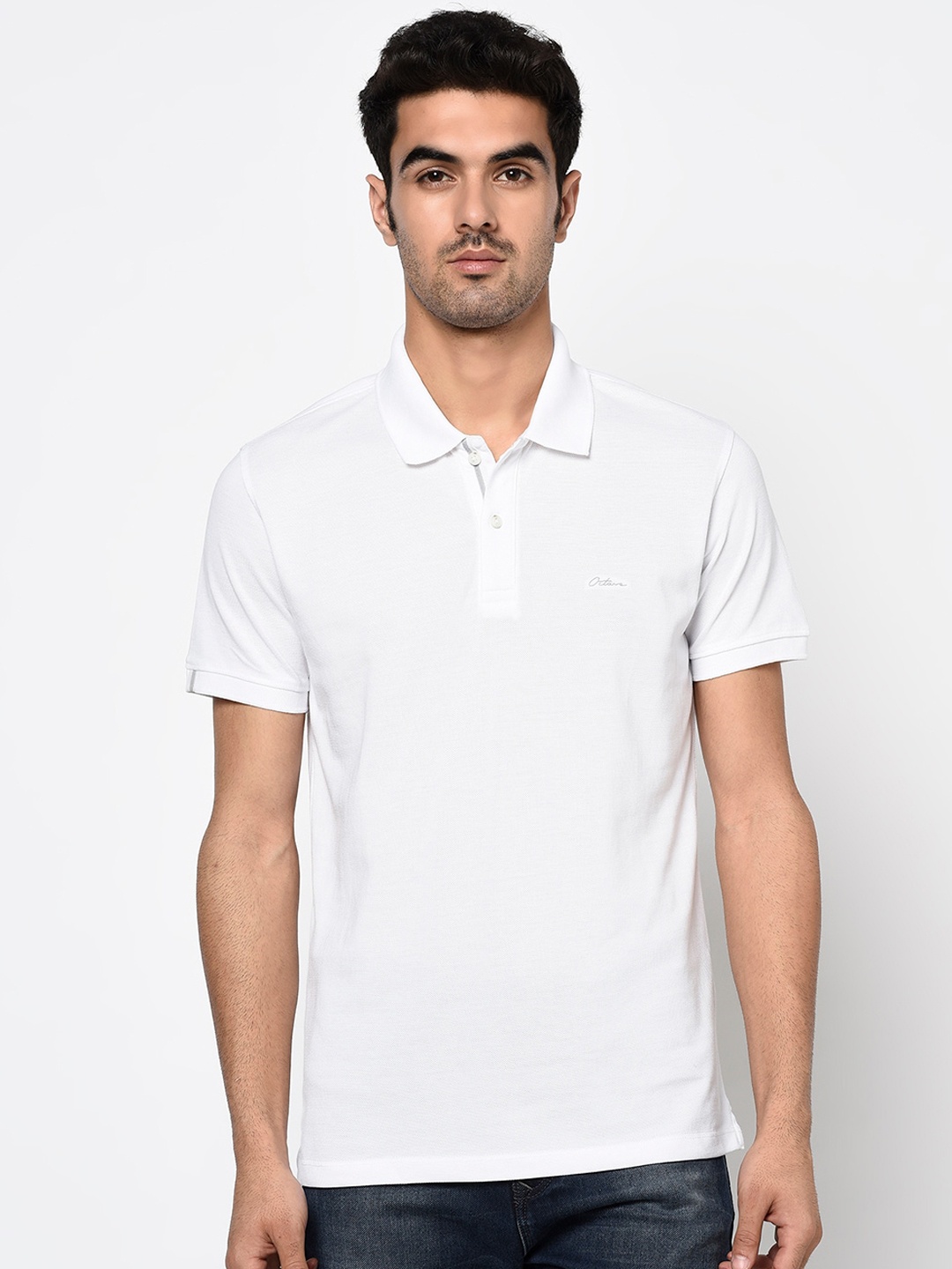 

Octave Men White Solid Polo Collar T-shirt