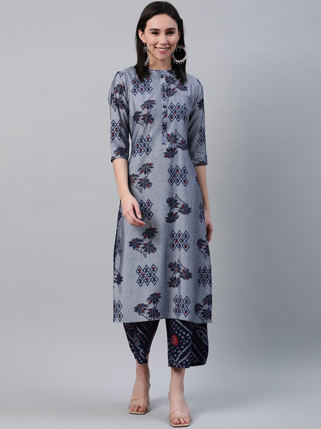 

Libas Women Blue Geometric Printed Kurta