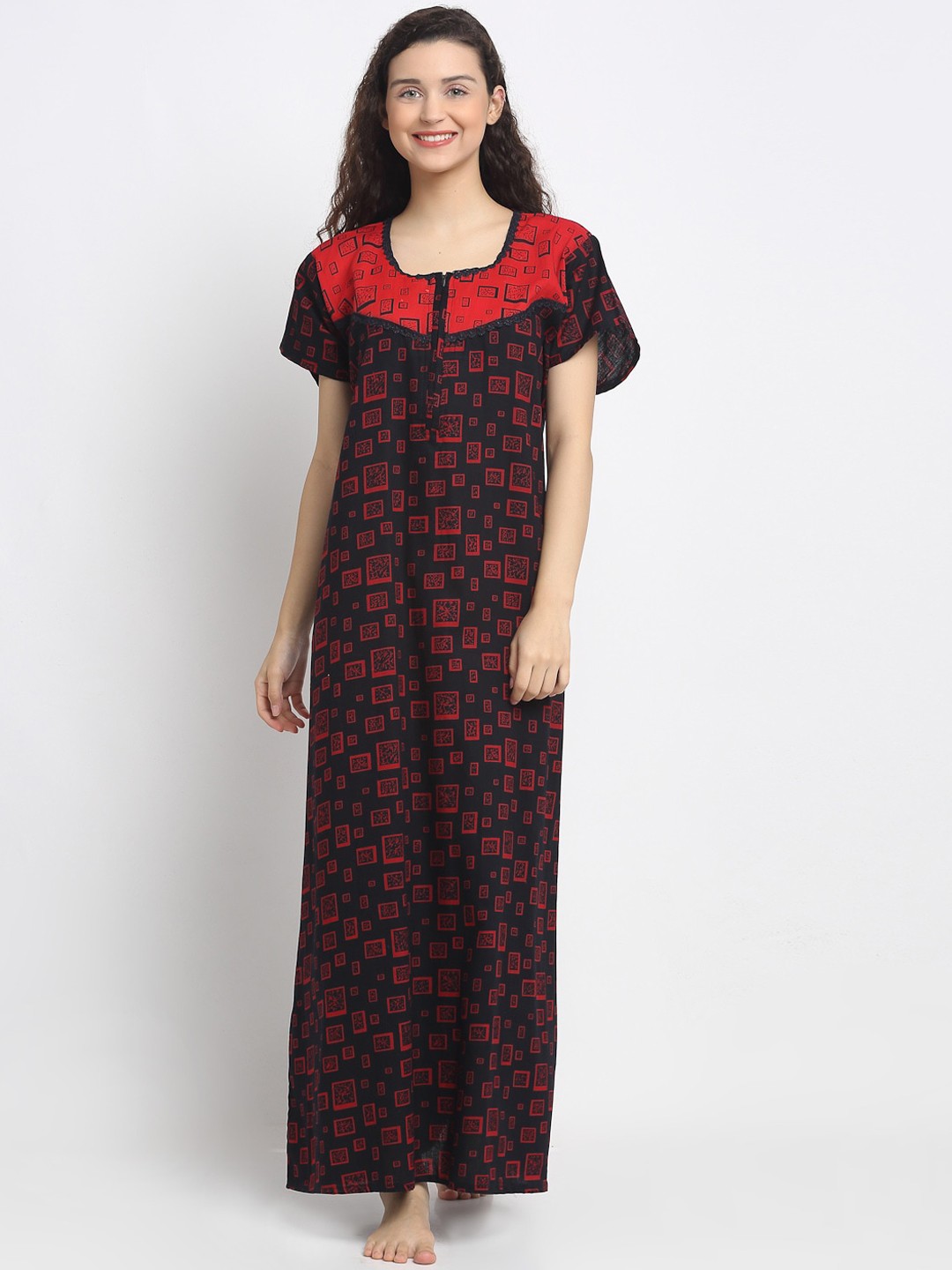 

Secret Wish Black & Red Printed Nightdress