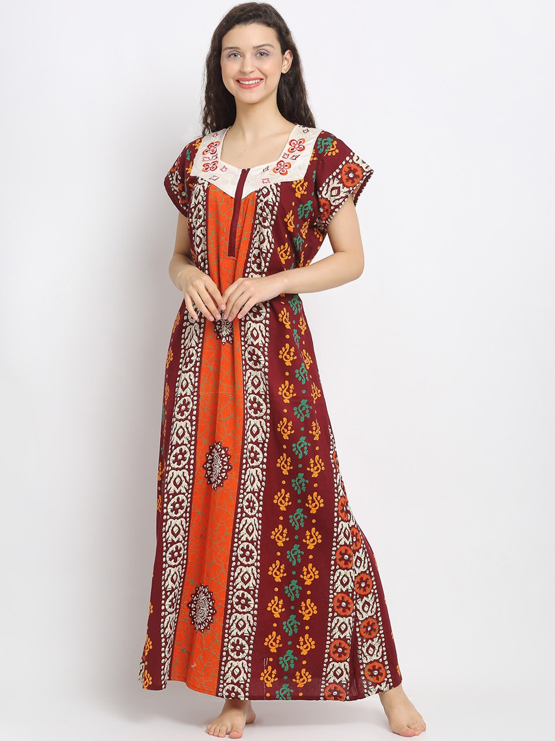 

Secret Wish Women Maroon Printed