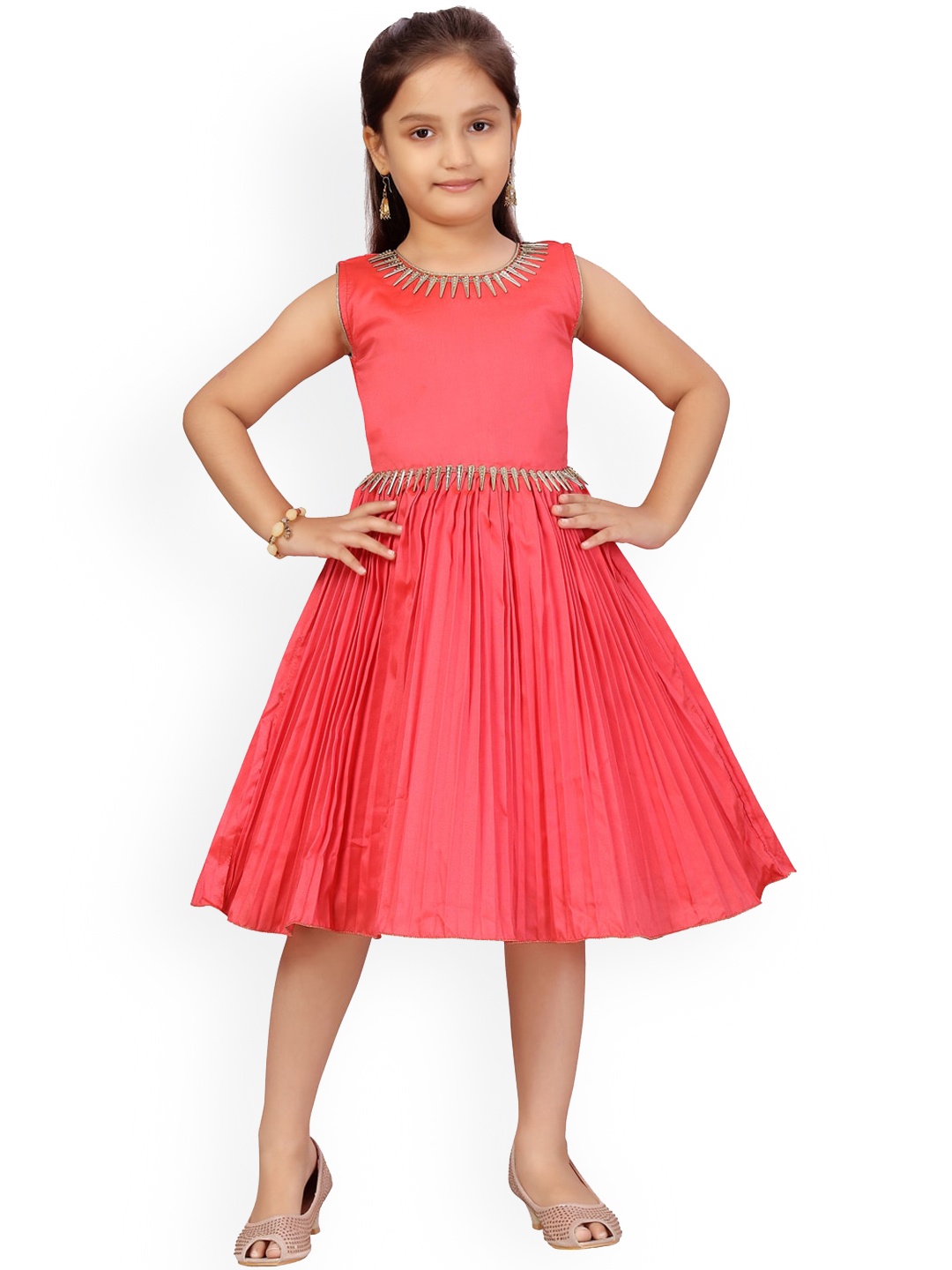 

Aarika Girls Red Solid Fit and Flare Dress