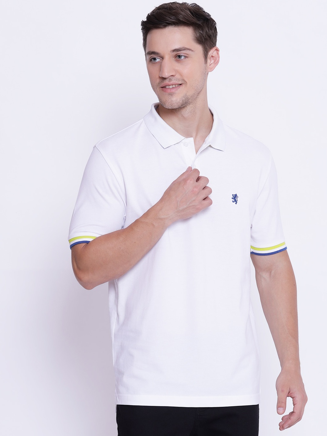 

Red Tape Men White Solid Polo Collar T-shirt