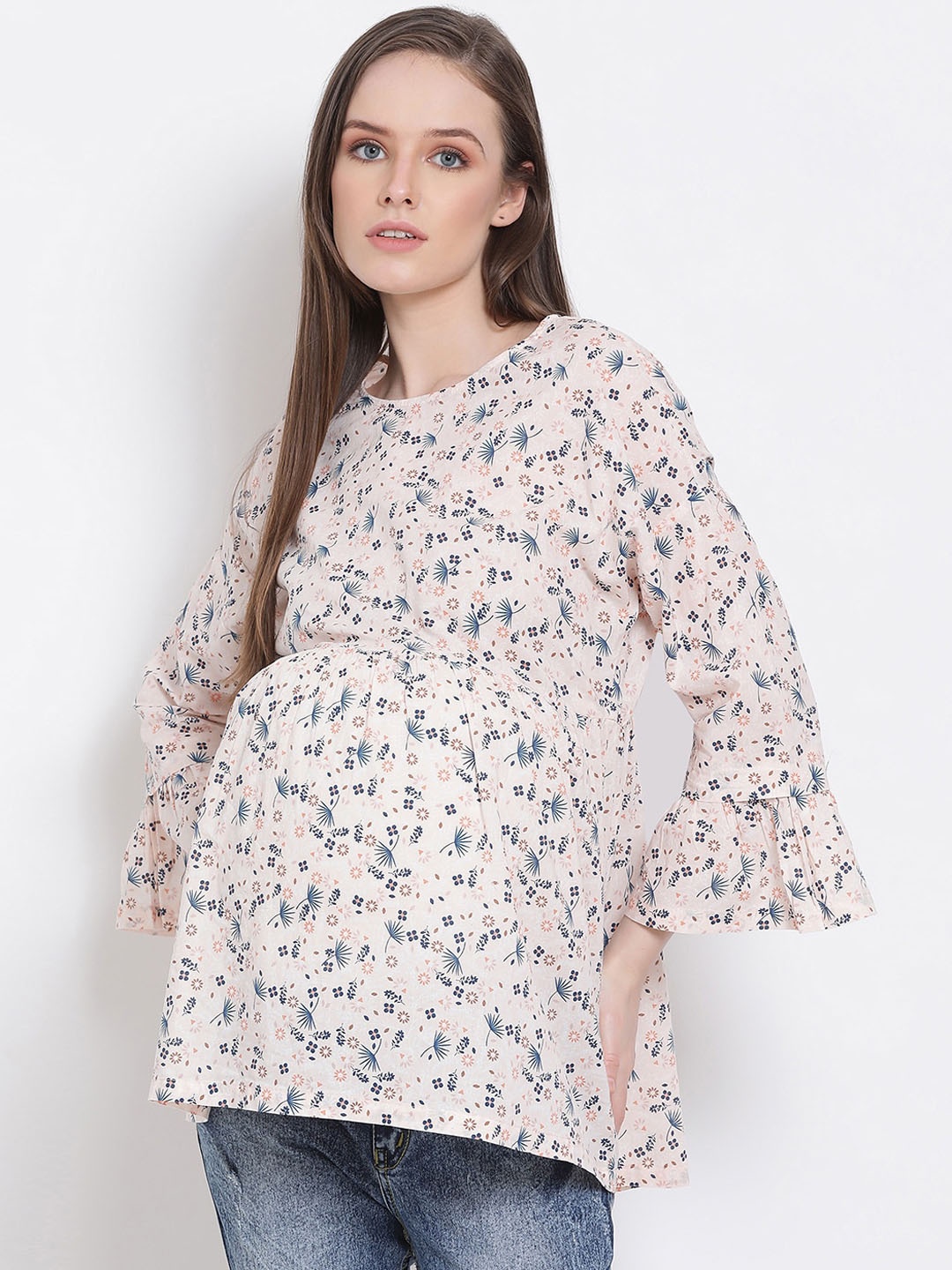 

Oxolloxo Peach-Coloured Floral Printed Flared Sleeves Maternity Top