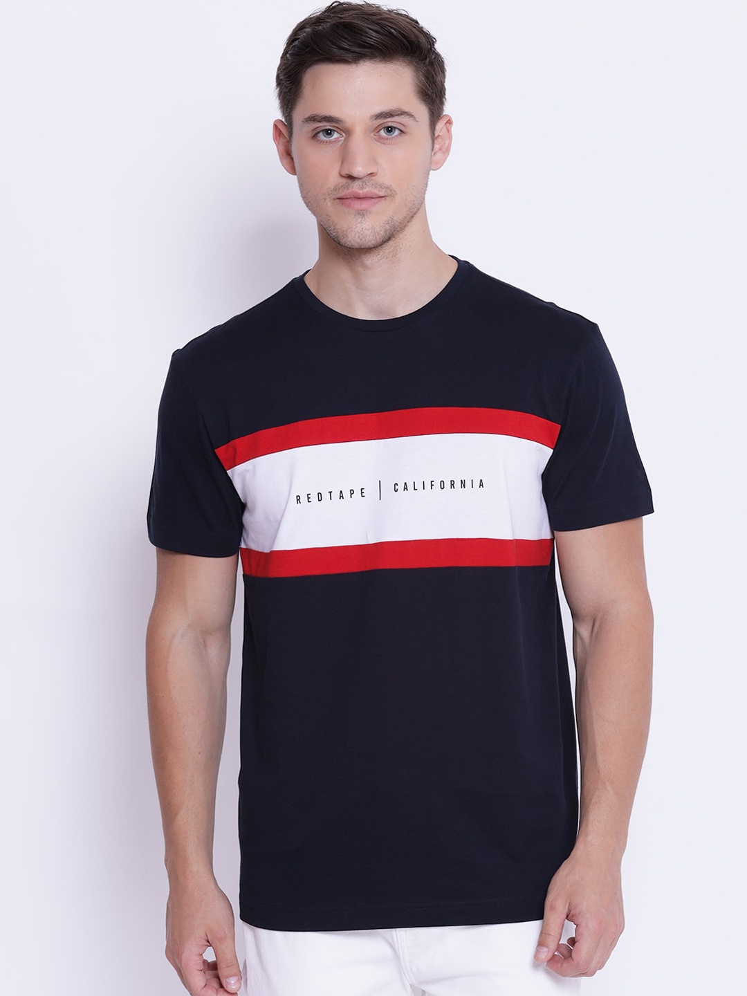 

Red Tape Men Navy Blue Colourblocked Round Neck T-shirt