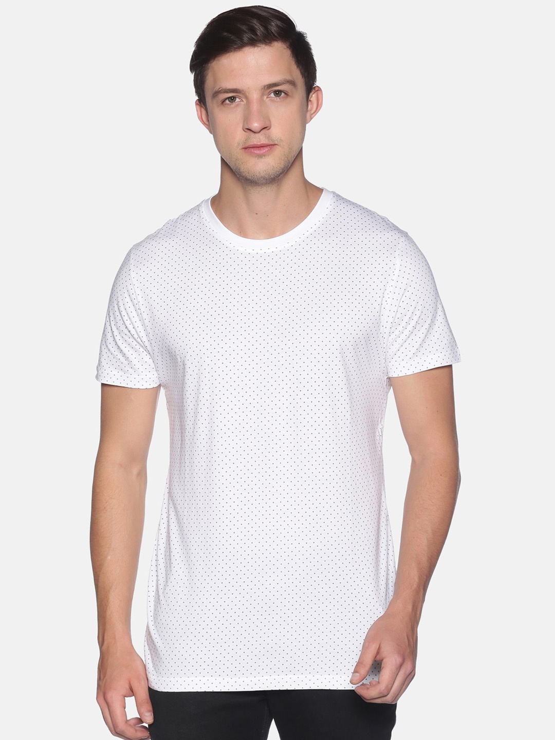 

UrGear Men White Printed Round Neck Pure Cotton T-shirt