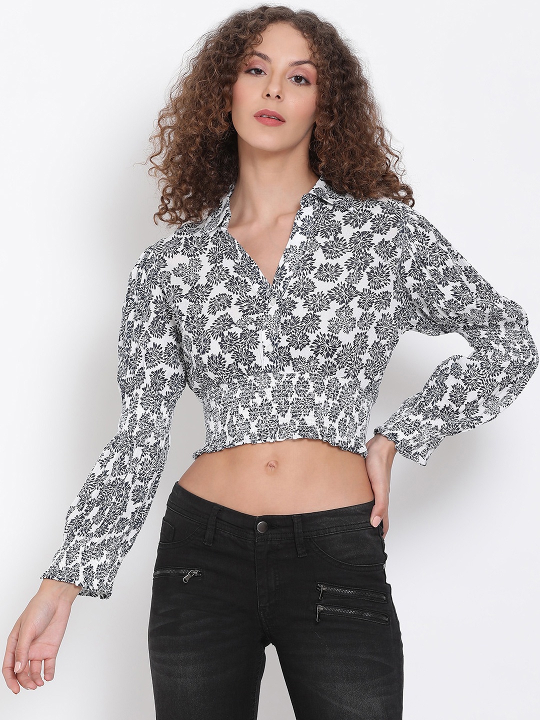 

Oxolloxo White & Grey Floral Printed Crepe Shirt Style Crop Top