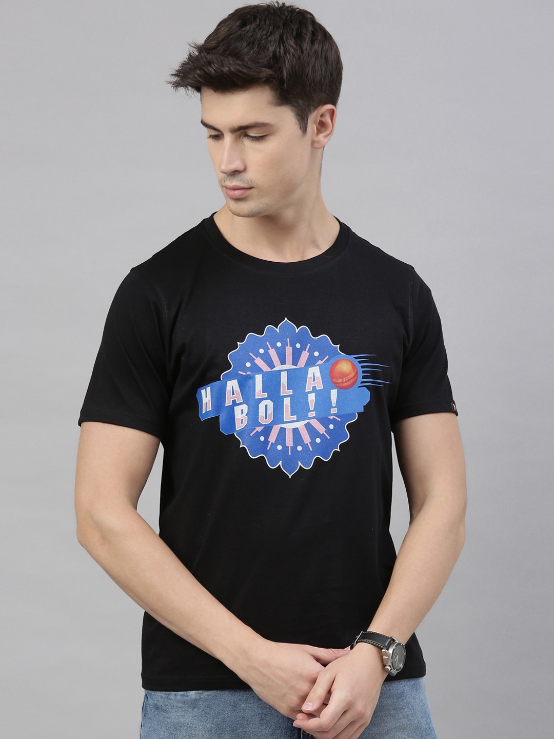 

Bushirt Men Black Printed Round Neck Cotton Pure Cotton T-shirts