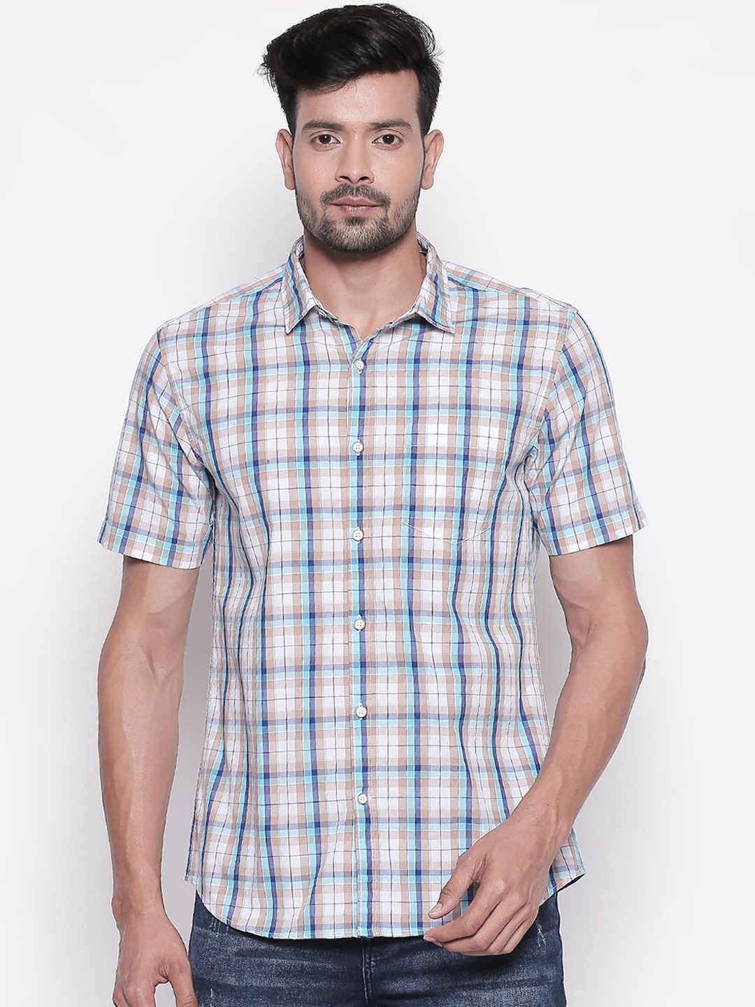

BYFORD by Pantaloons Men White Regular Fit Checked Cotton Casual Shirt