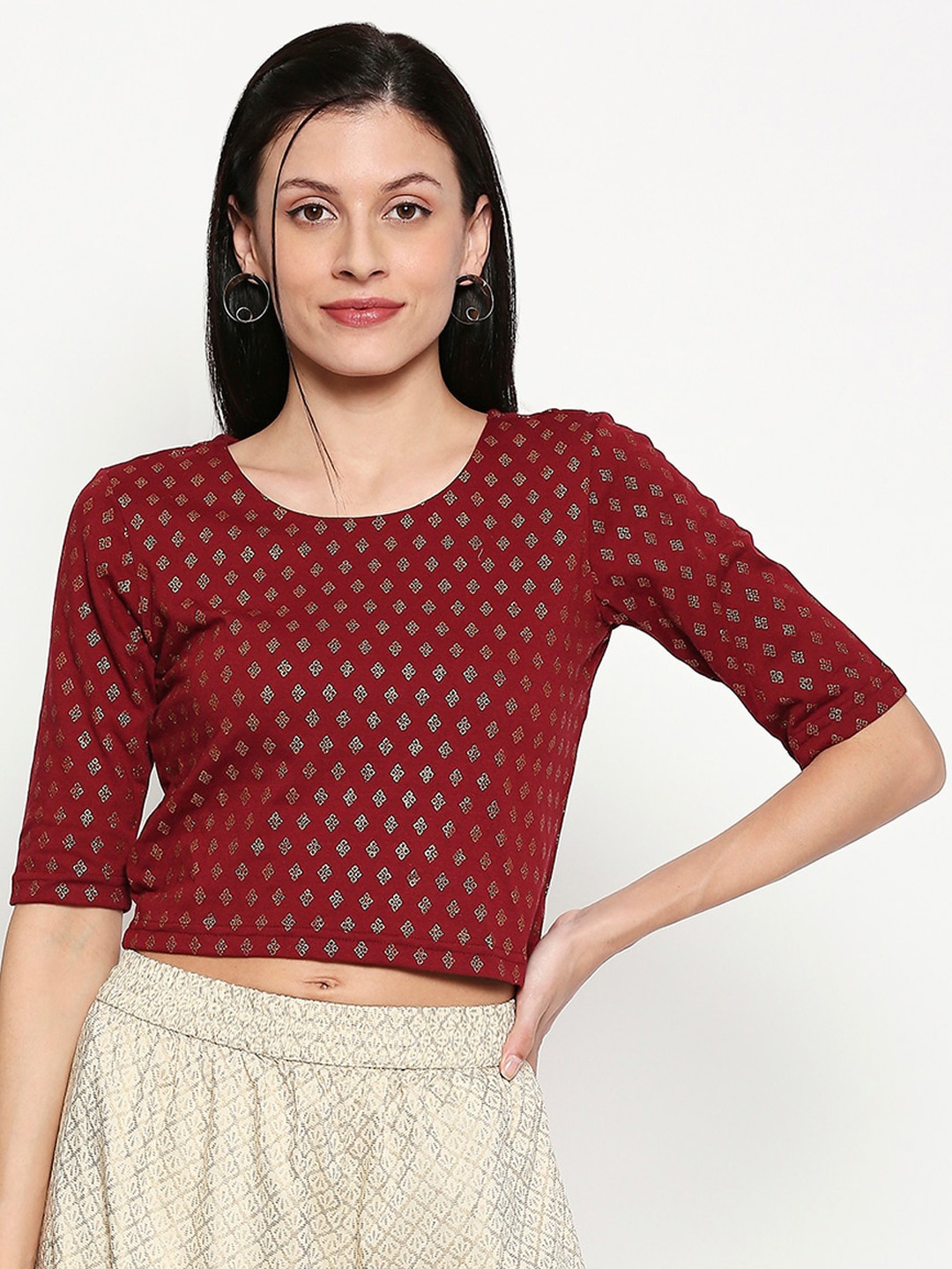 

AKKRITI BY PANTALOONS Maroon Printed Regular Crop Top