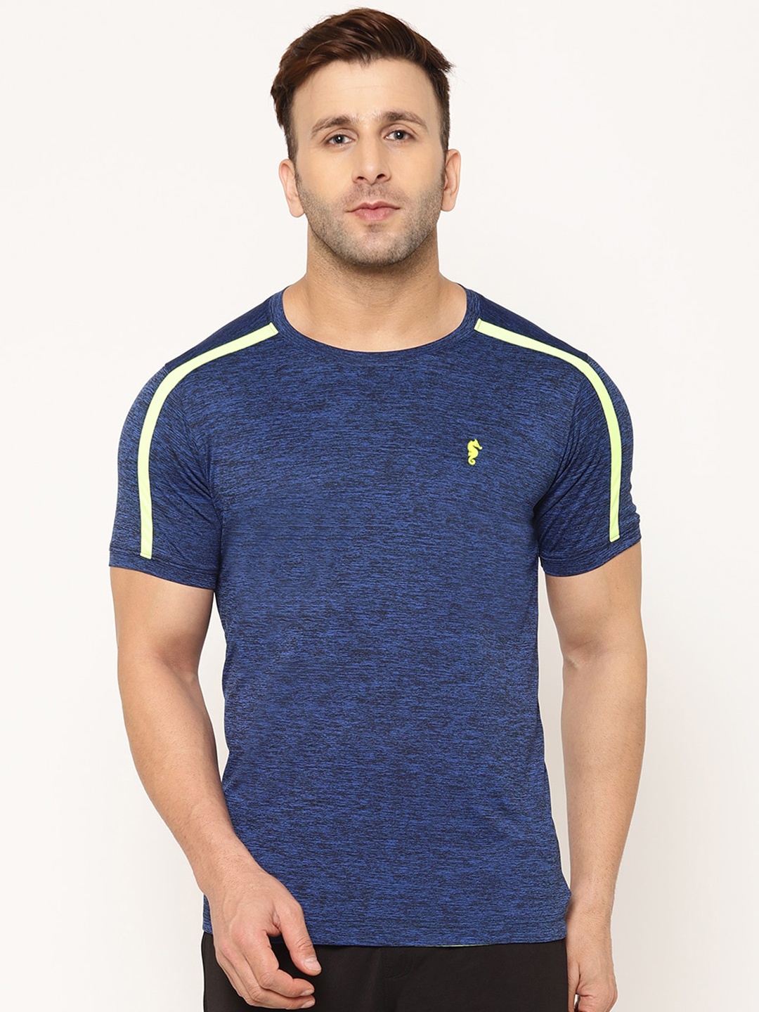 

EPPE Men Navy Blue Solid Round Neck T-shirt