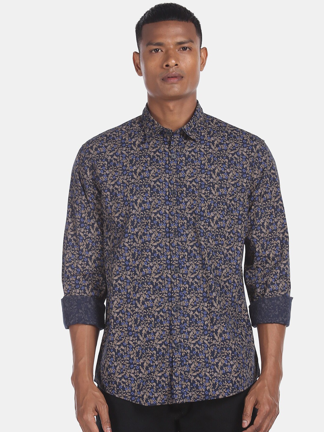 

Ruggers Men Navy Blue Regular Fit Printed Casual Shirt