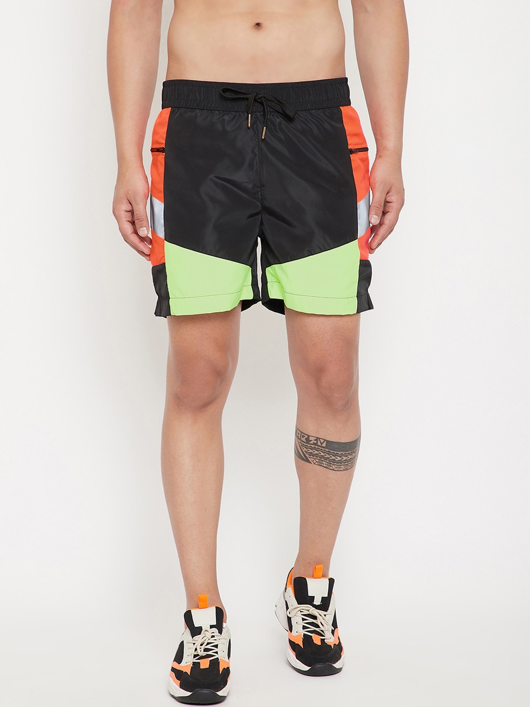 

FUGAZEE Men Black Colourblocked Slim Fit Sports Shorts