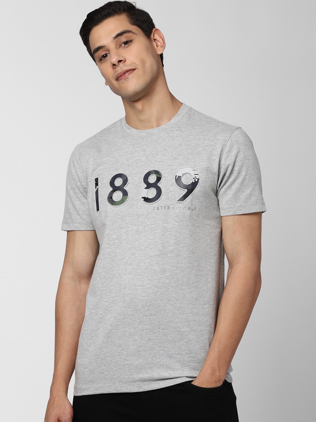 

Peter England Casuals Men Grey Printed Round Neck Cotton T-shirt