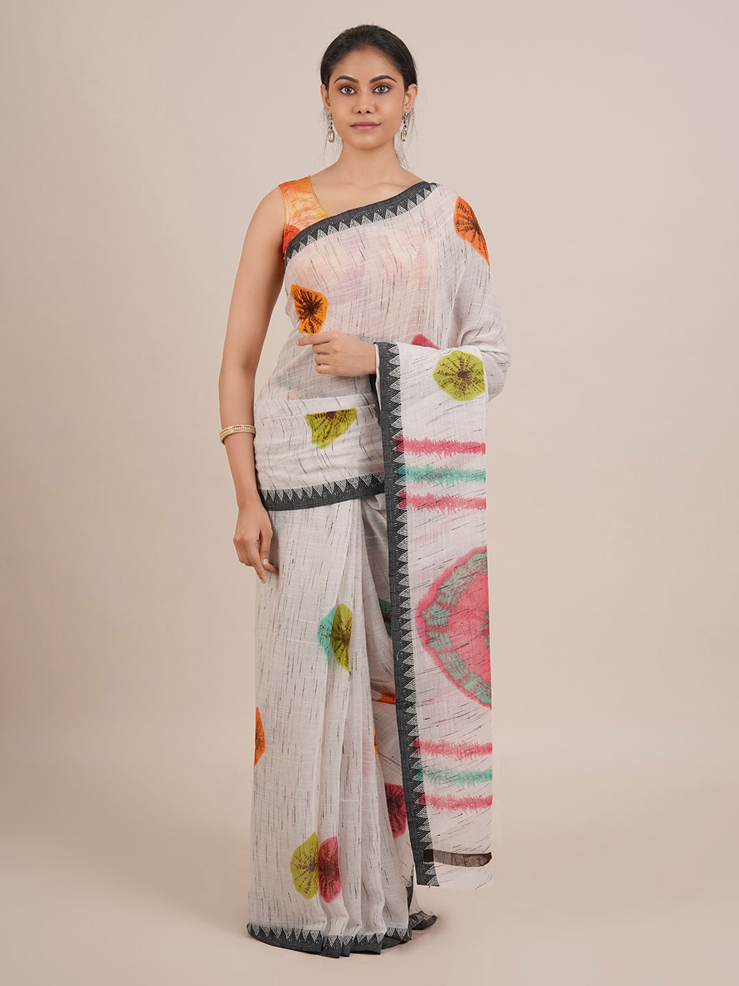 

Pothys Cream-Coloured Printed Linen Blend Saree