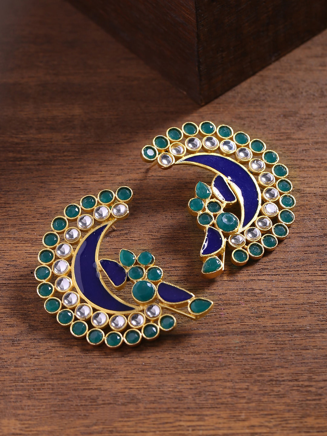 

Shoshaa Green Gold-Plated Hnadcrafted Crescent Shaped Drop Earrings