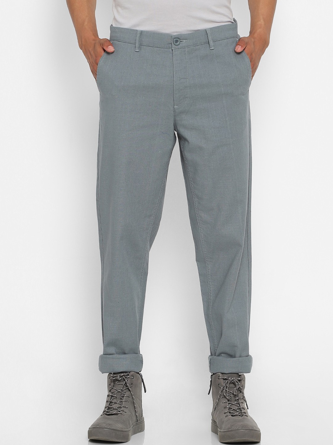 

FOREVER 21 Men Grey Regular Fit Solid Cotton Trousers