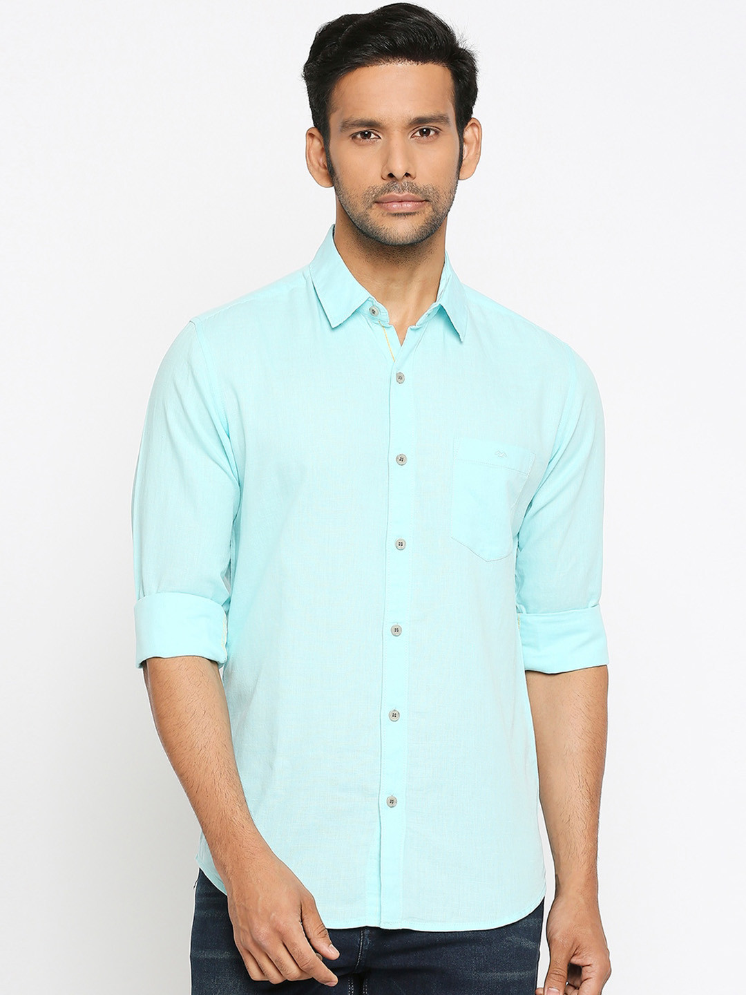 

Mufti Men Turquoise Blue Slim Fit Solid Casual Cotton Linen Shirt