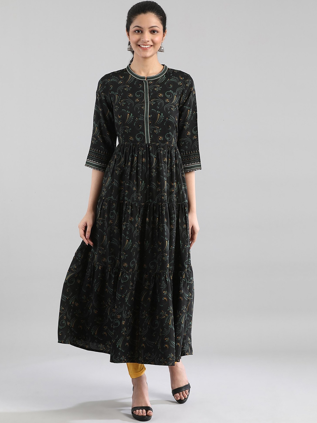 

AURELIA Women Black Ethnic Motifs Printed Anarkali Kurta
