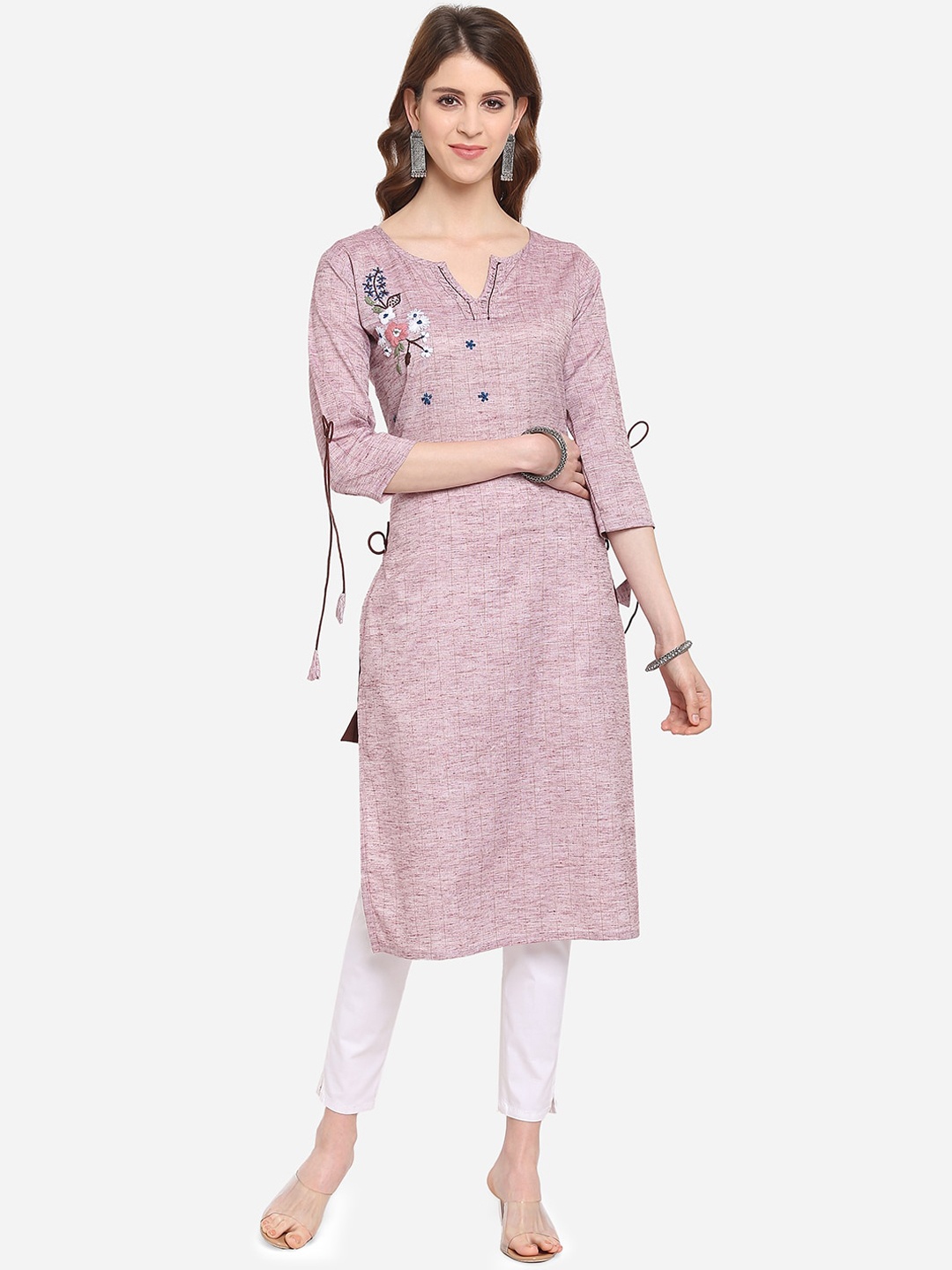 

Youthnic Women Mauve Floral Embroidered Thread Work Kurta