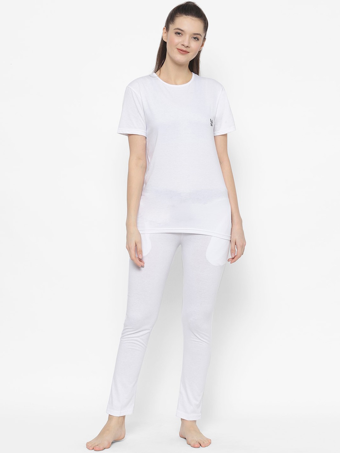 

VIMAL JONNEY Women White Solid T-shirt and Pyjamas Set