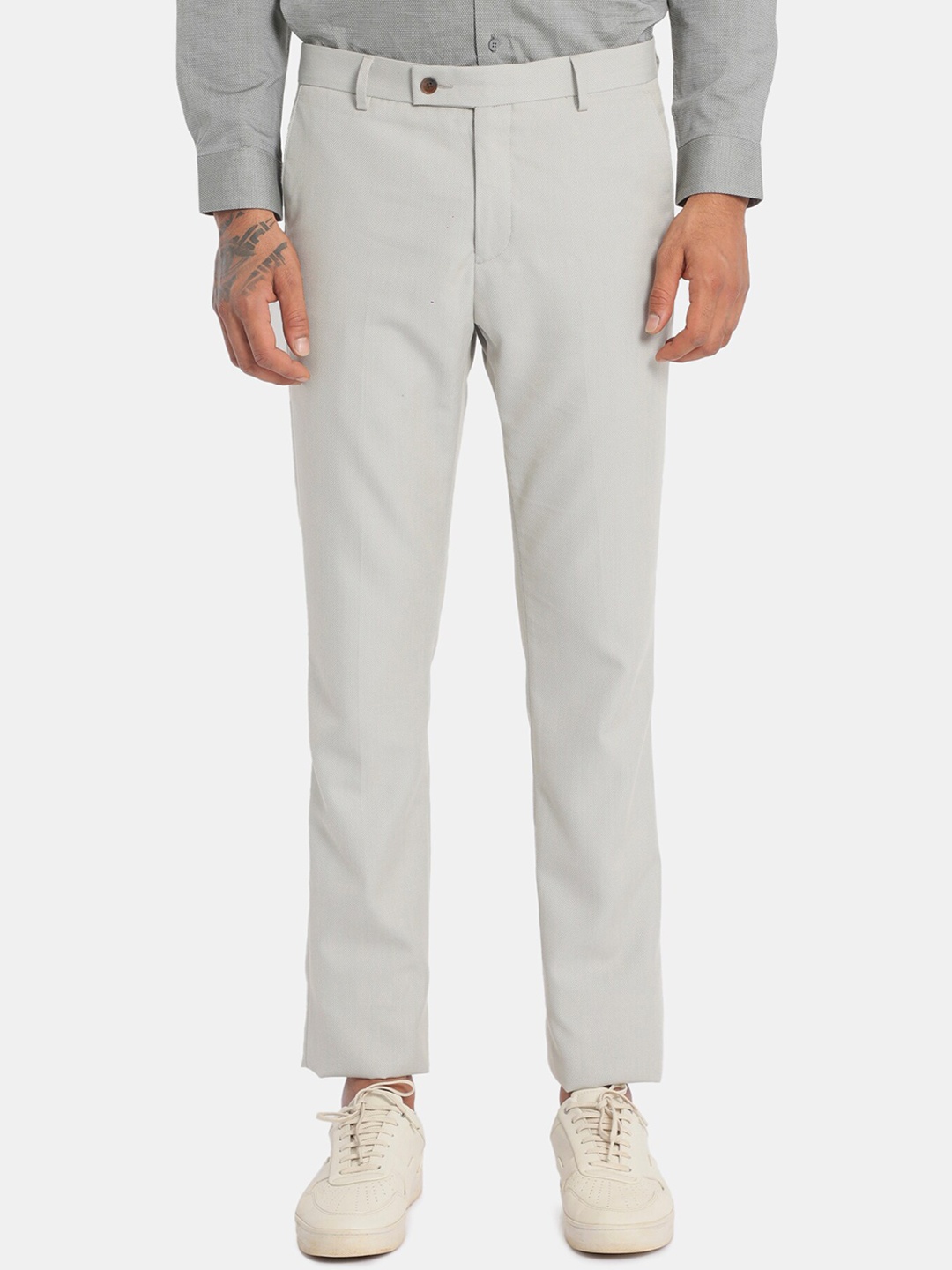 

Arrow Men Grey Regular Fit Self Design Trousers