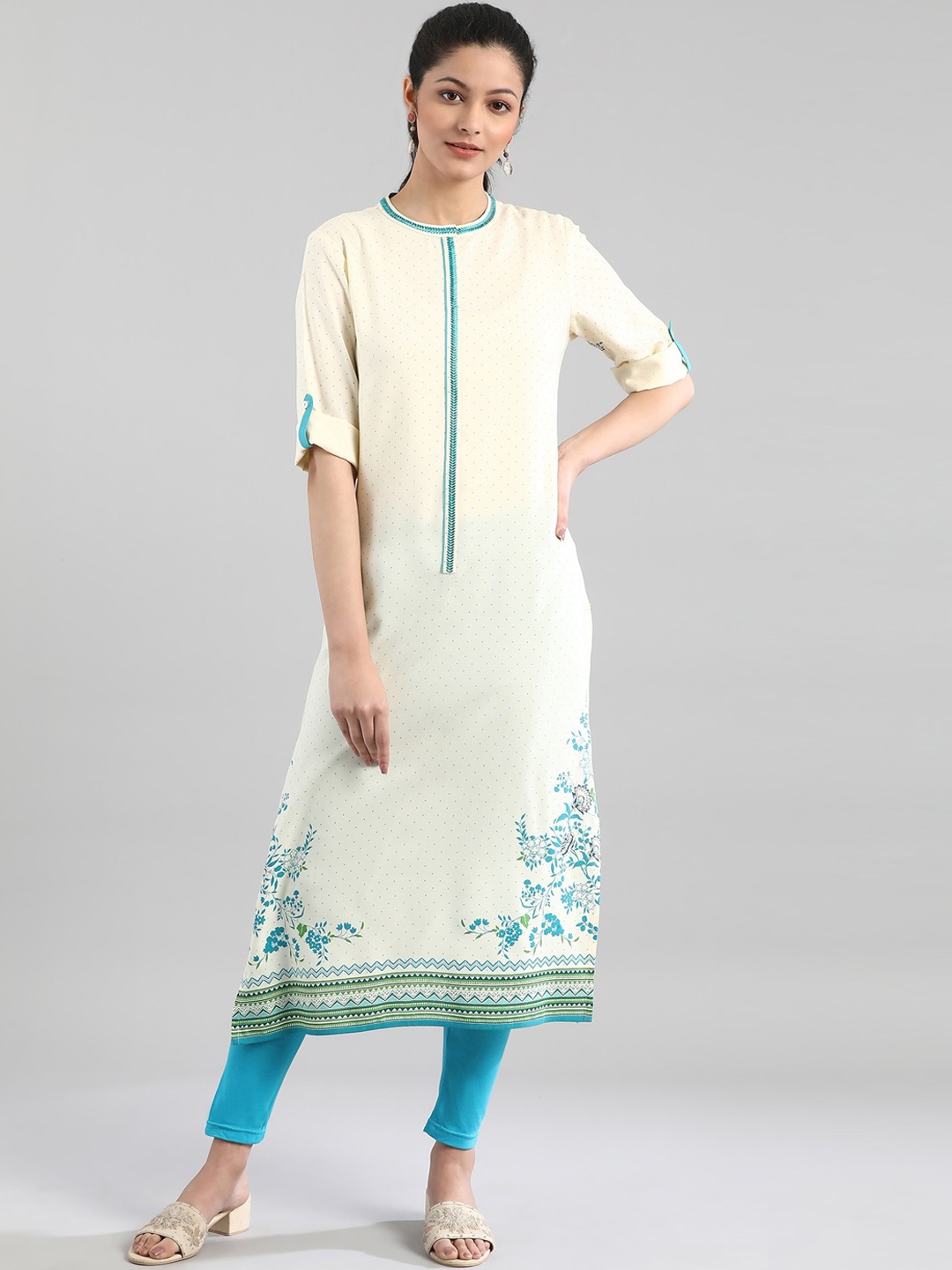 

AURELIA Women White Floral Printed Kurta
