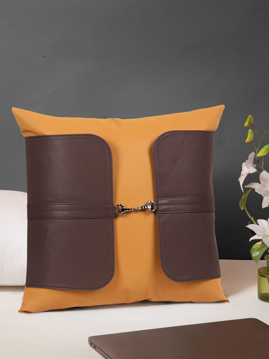 

IMUR Brown & Mustard Set of Single Colourblocked Square Cushion Covers