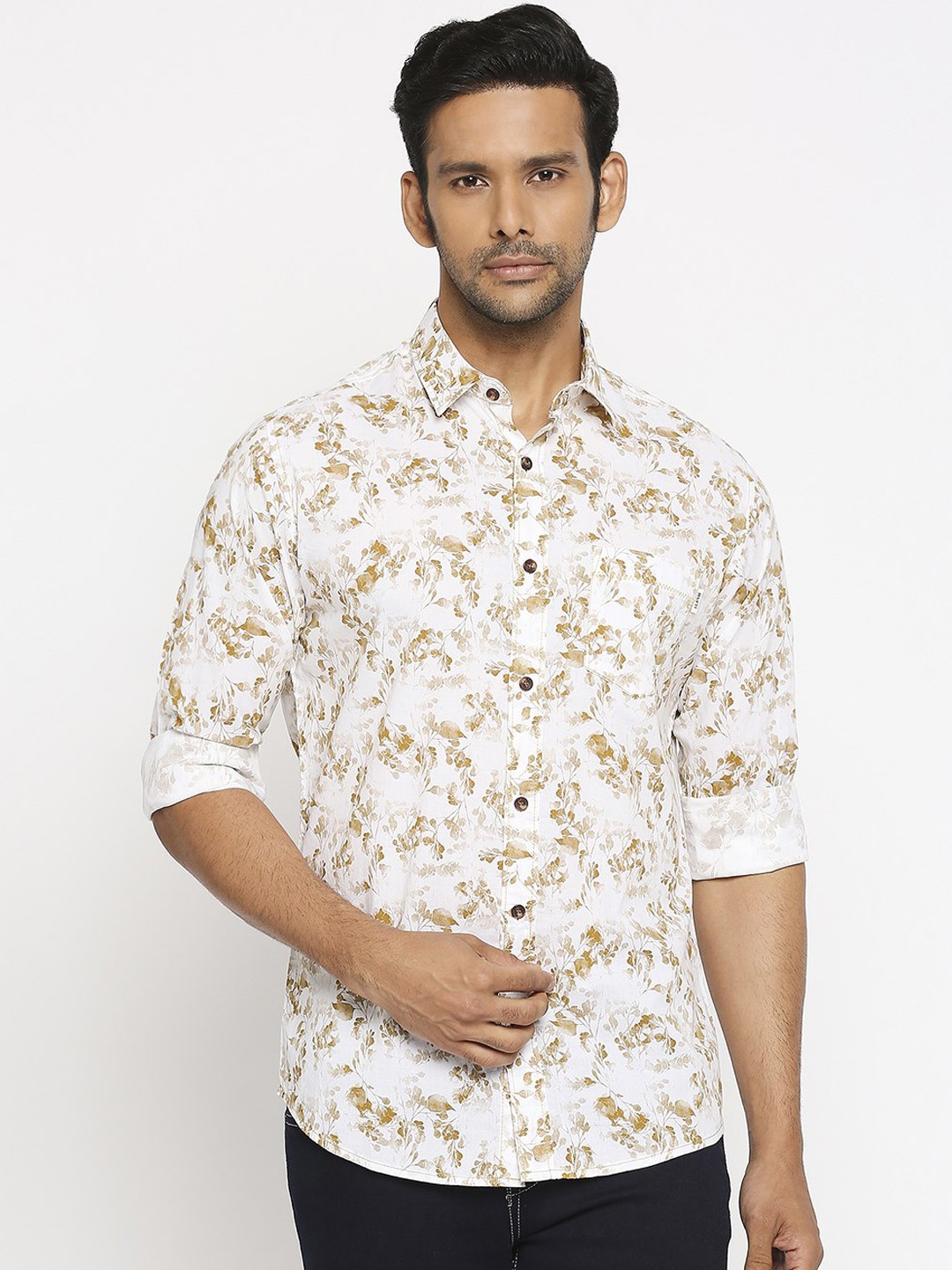 

Mufti Men White Slim Fit Printed Casual Shirt