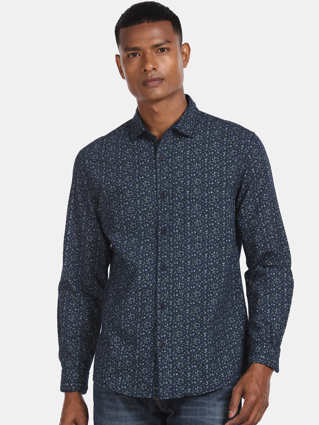 

Cherokee Men Navy Blue Regular Fit Printed Casual Shirt