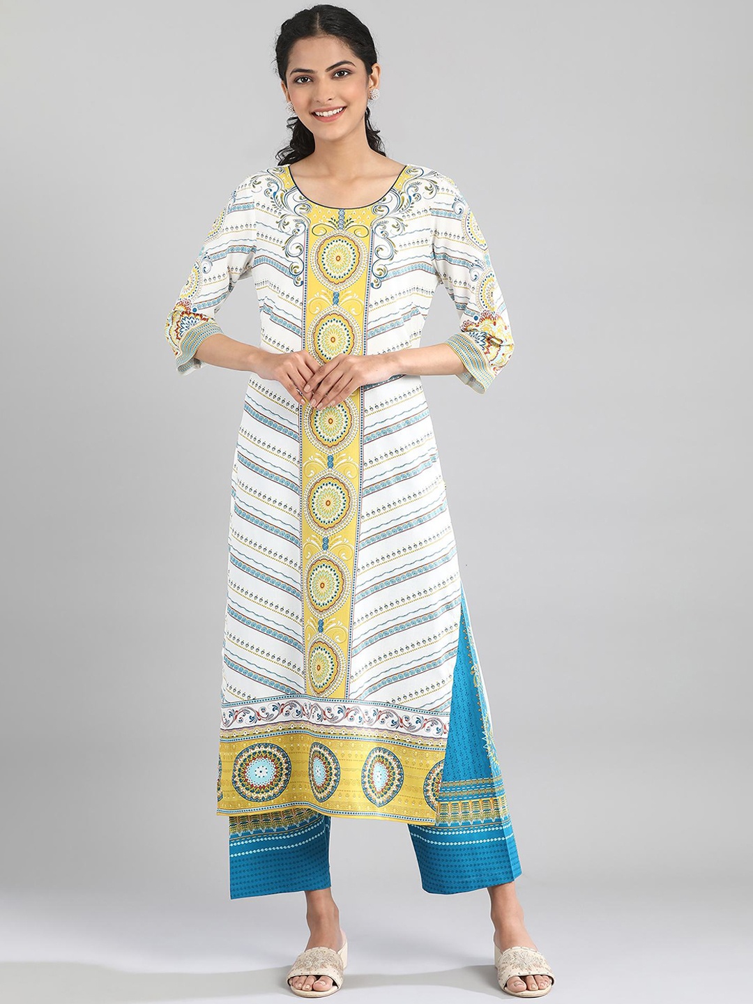 

AURELIA Women White & Turquoise Blue Ethnic Motifs Printed Kurta
