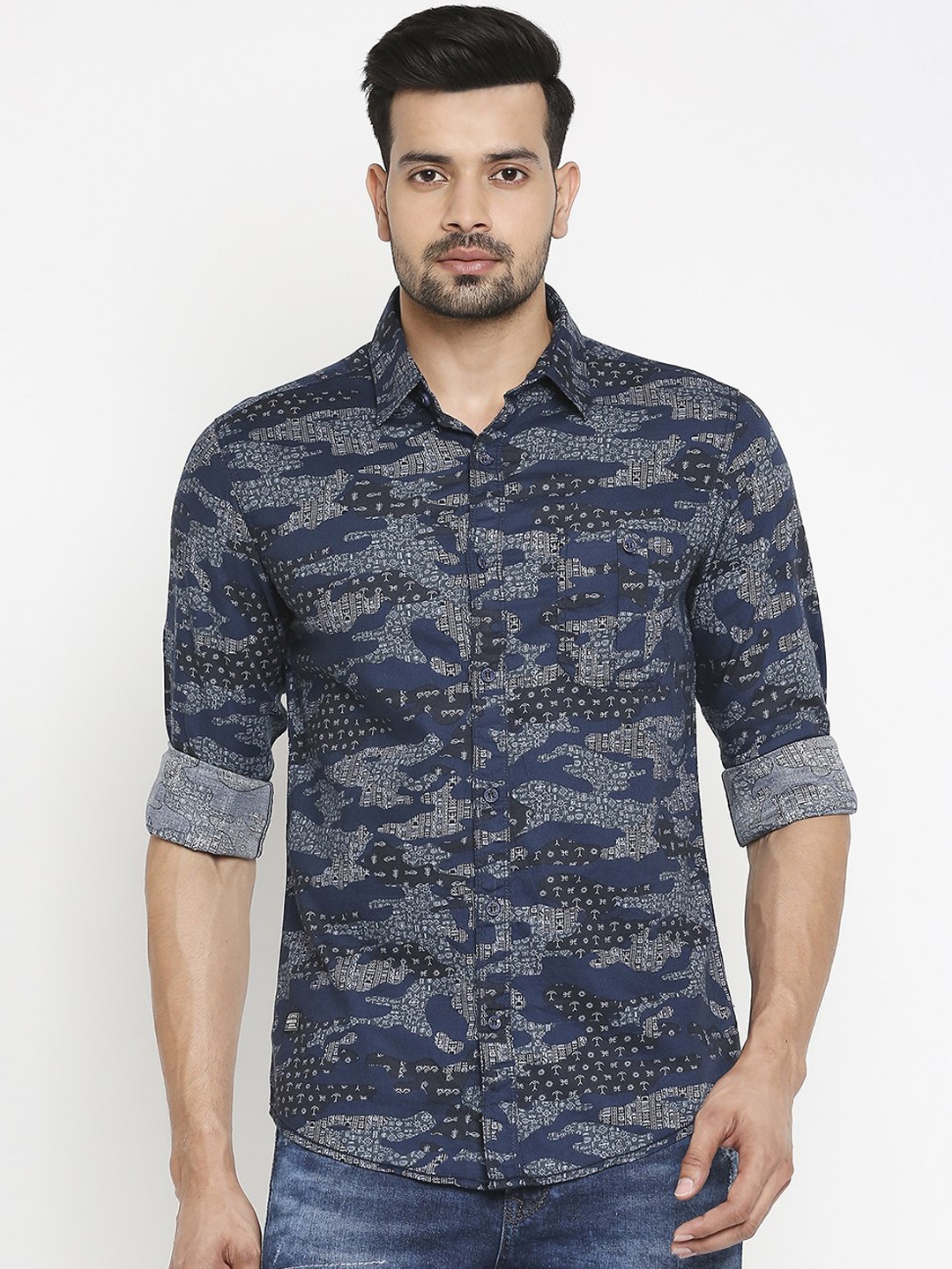 

Mufti Men Navy Blue Slim Fit Printed Casual Cotton Shirt