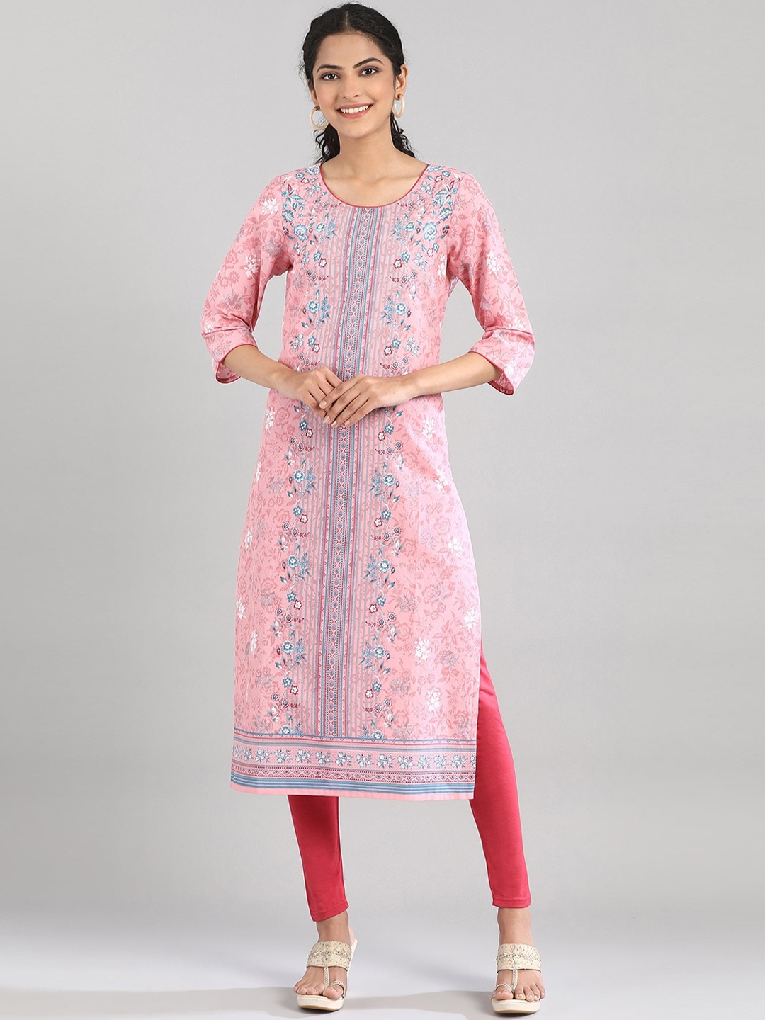 

AURELIA Women Peach-Coloured Floral Embroidered Kurta