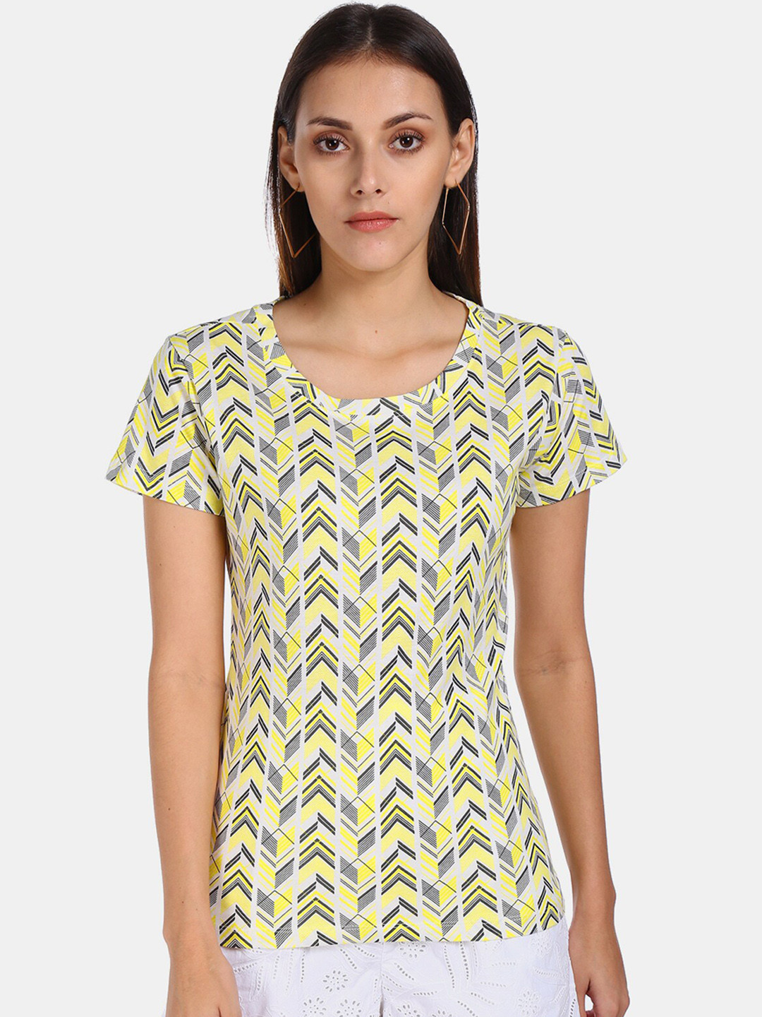 

Sugr Women Yellow & Grey Printed Round Neck Cotton T-shirt