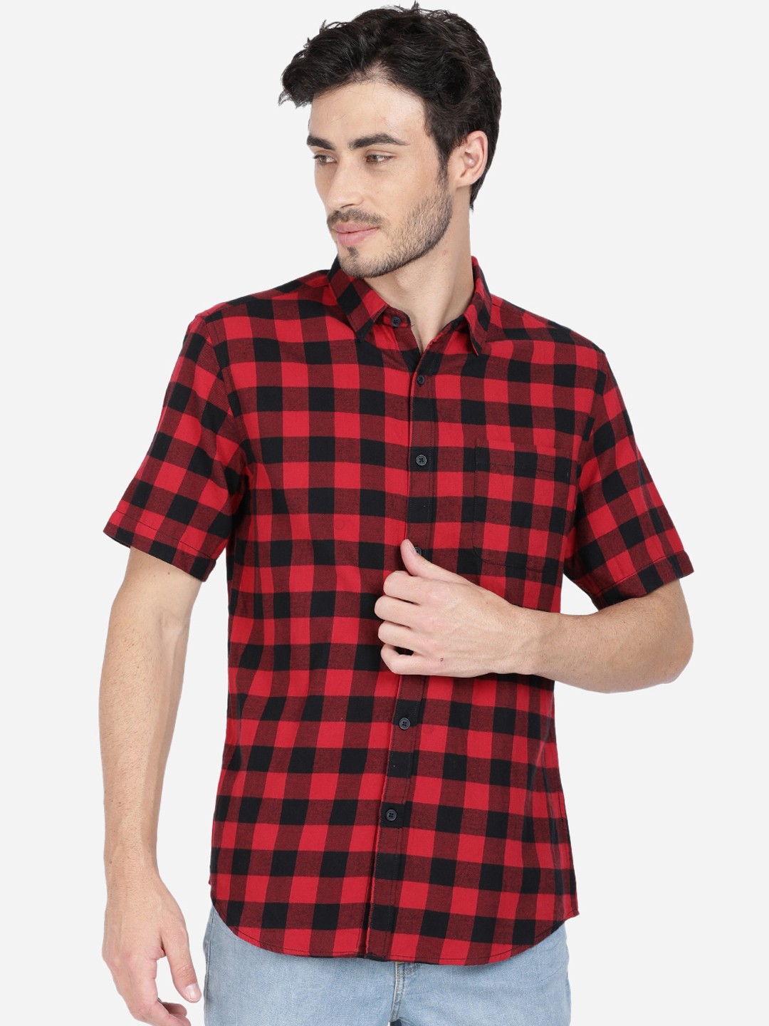 

IVOC Men Red Slim Fit Checked Casual Shirt