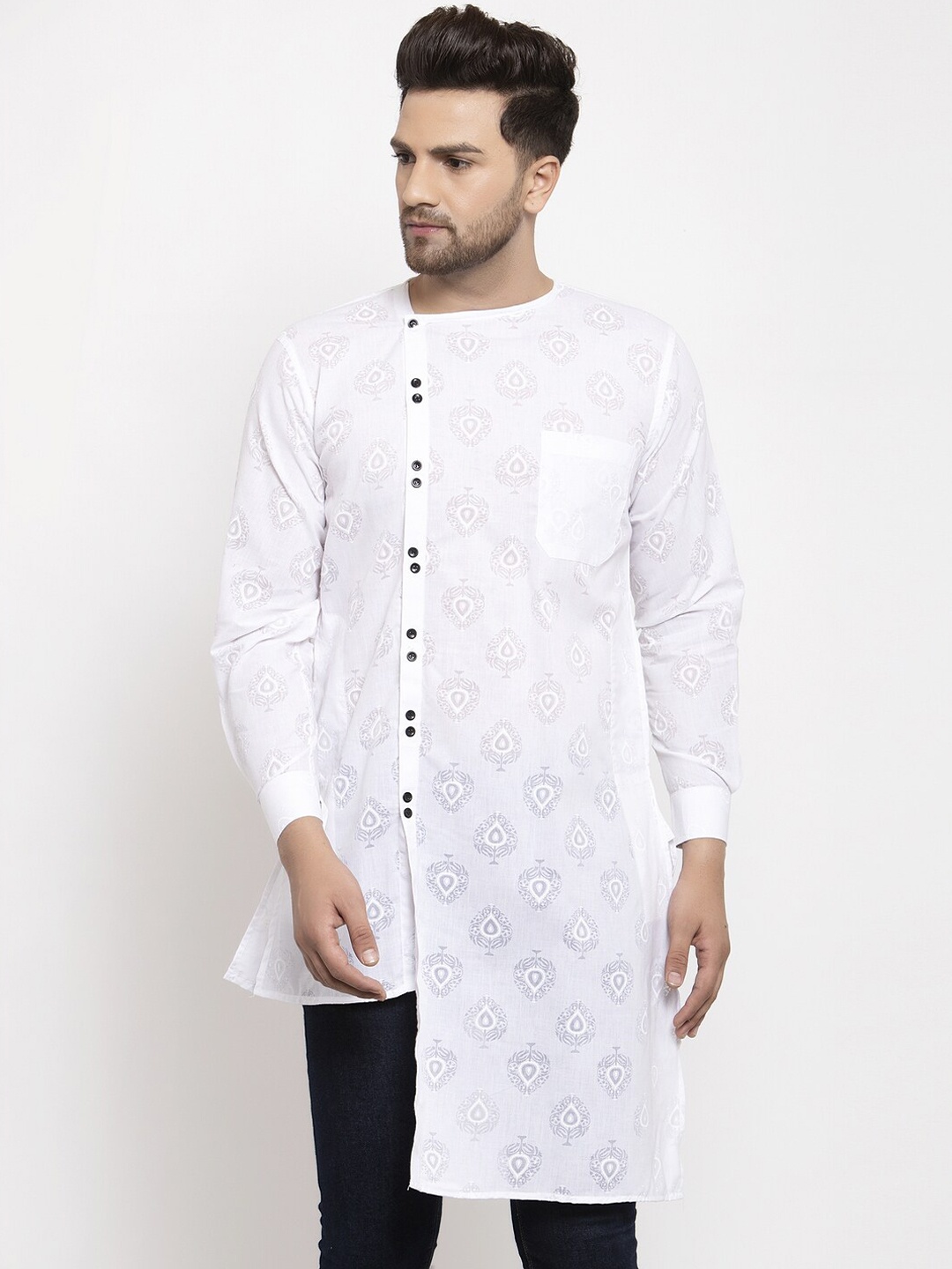 

KLOTTHE Men White Ethnic Motifs Printed Kurta