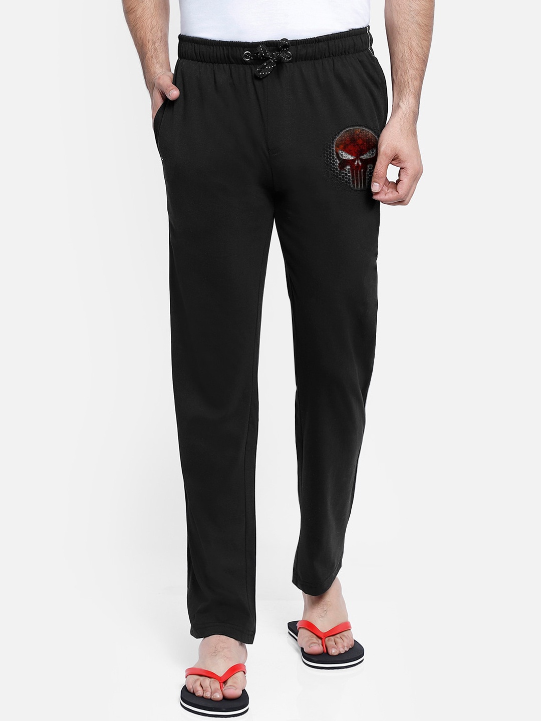 

Free Authority Men Black Punisher Printed Lounge Pants